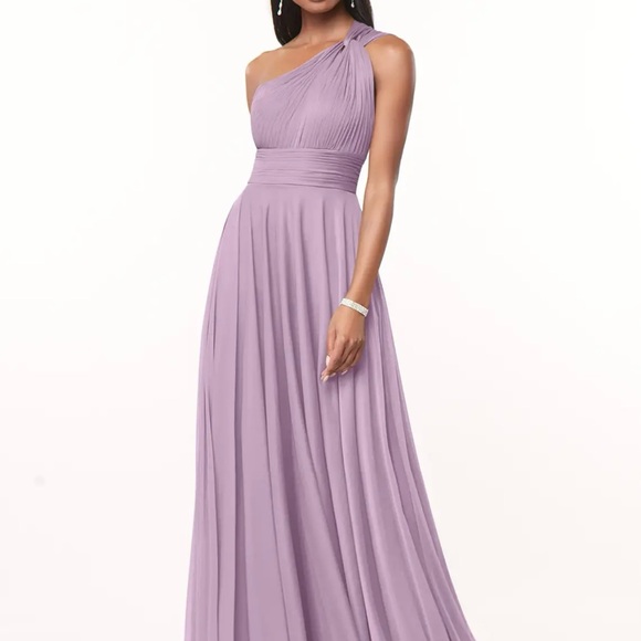 Gorgeous floor length gown - Picture 4 of 9